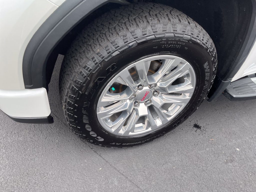 Used 2022 GMC Sierra 1500 Denali AWD/4WD image 9