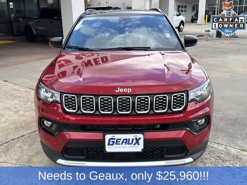 Used 2025 Jeep Compass Limited AWD/4WD image 3