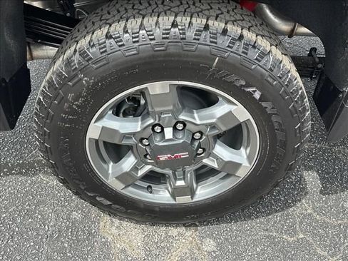 New 2026 GMC Sierra 2500 SLT w/ SLT Premium Package AWD/4WD image 15