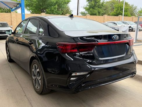 Used 2019 Kia Forte LXS FWD image 6