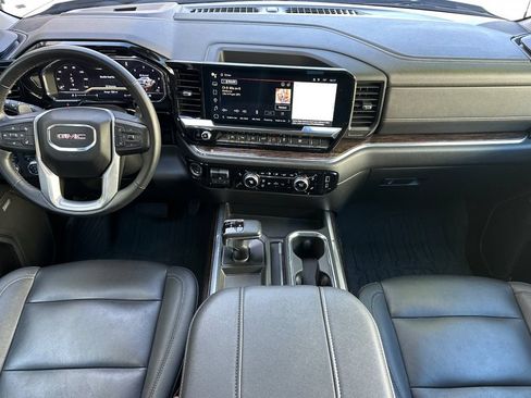 Used 2024 GMC Sierra 1500 Elevation w/ Elevation Premium Package AWD/4WD image 13