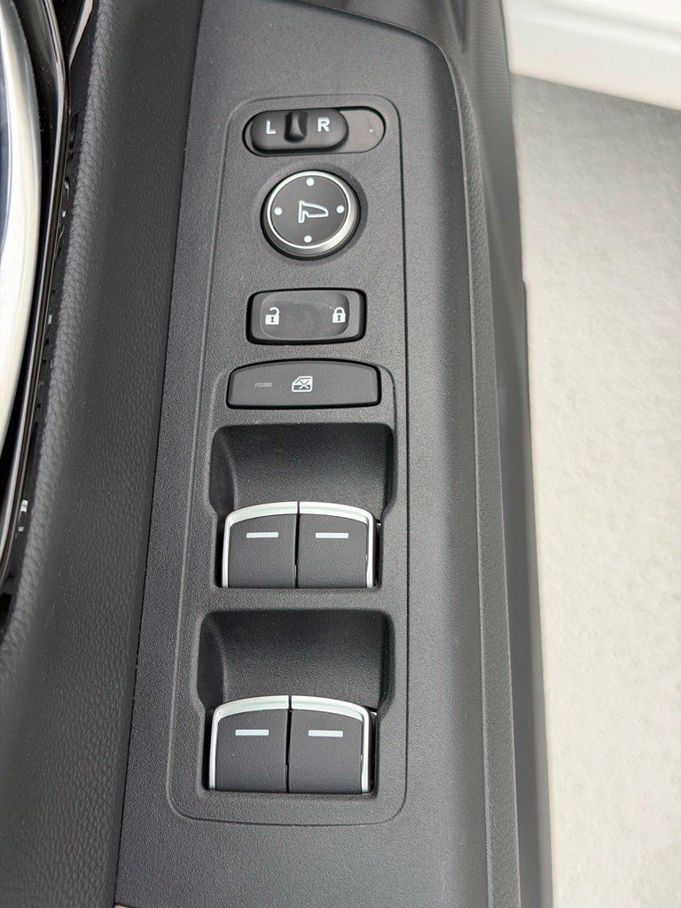 Used 2023 Honda CR-V EX-L image 20