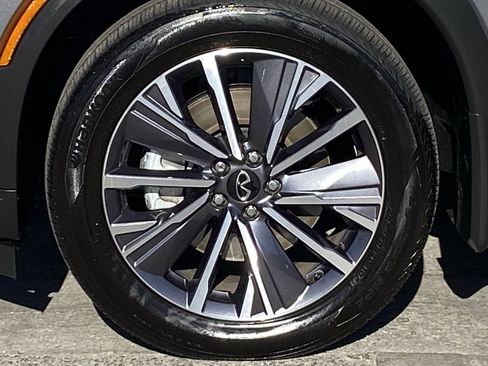 Certified 2026 INFINITI QX60 Luxe w/ Cargo Package FWD image 8