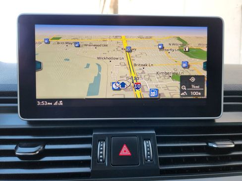 Used 2019 Audi Q5 Prestige w/ Prestige Package image 15