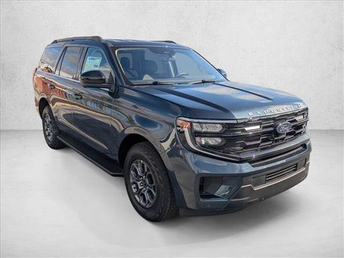 New 2025 Ford Expedition Active RWD image 6