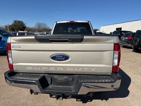 Used 2017 Ford F350 Lariat w/ Lariat Ultimate Package image 6