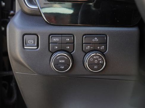 Used 2023 Chevrolet Silverado 1500 LT Trail Boss AWD/4WD image 20