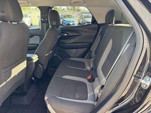 Used 2025 Chevrolet TrailBlazer LT image 25