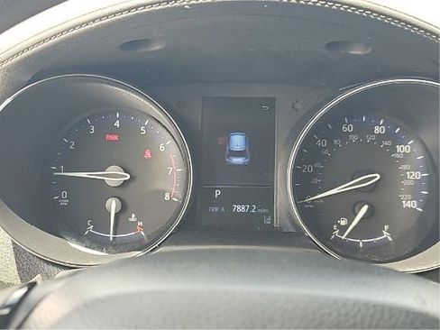 Used 2020 Toyota C-HR LE FWD image 7