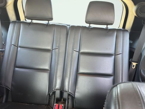 Used 2016 Dodge Durango Limited w/ Premium Group AWD/4WD image 29