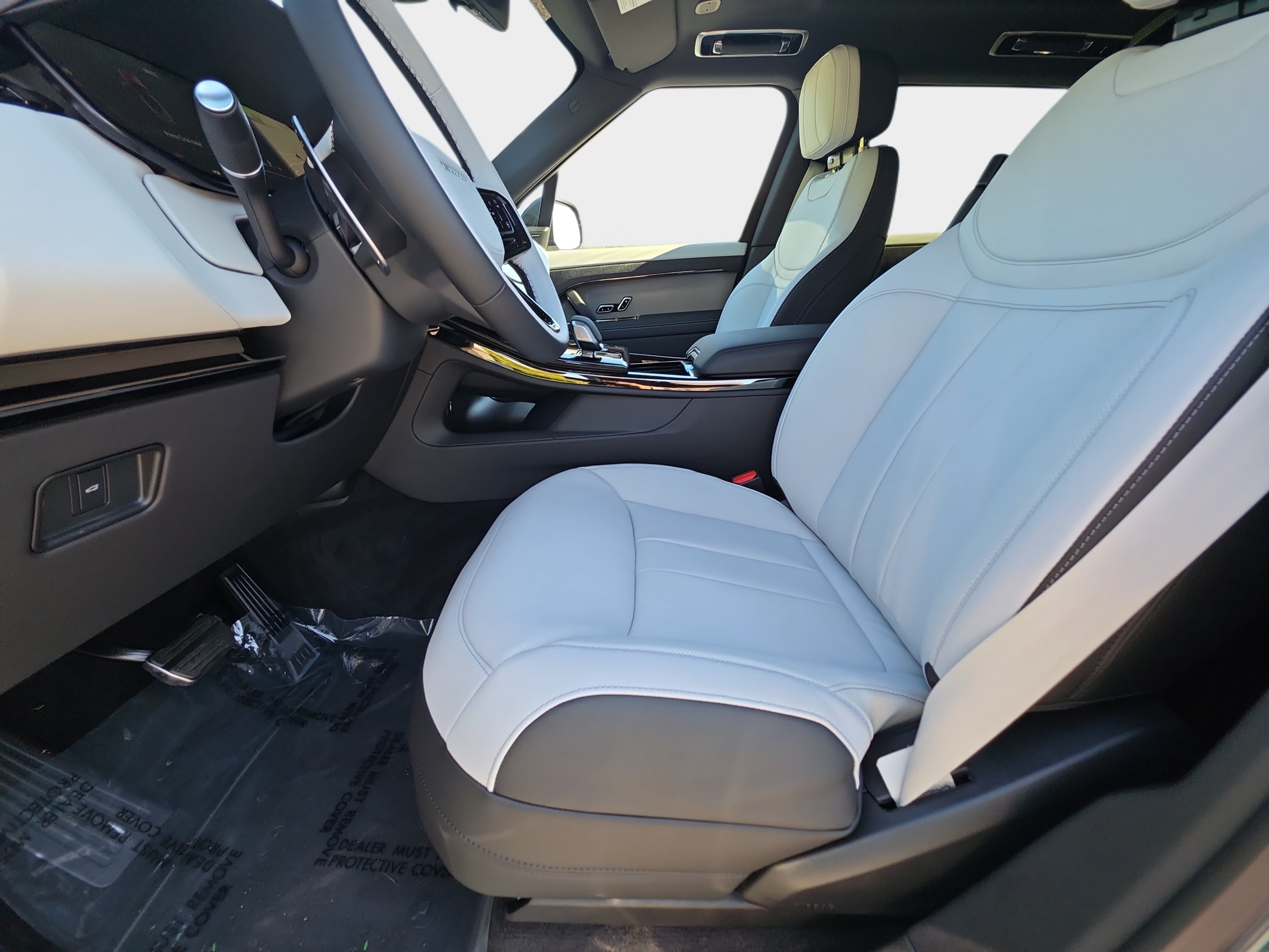 New 2027 Land Rover Range Rover Sport Dynamic SE AWD/4WD image 15