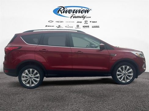 Used 2019 Ford Escape SEL image 6