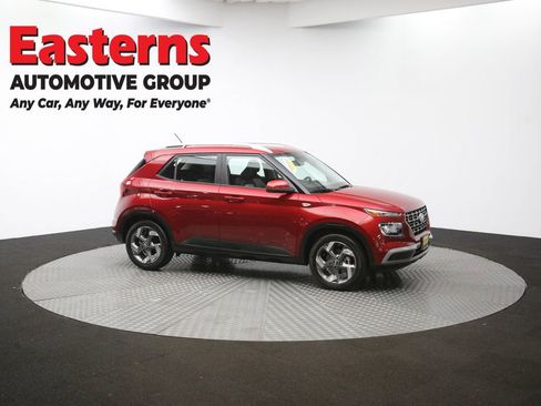 Used 2024 Hyundai Venue SEL image 47