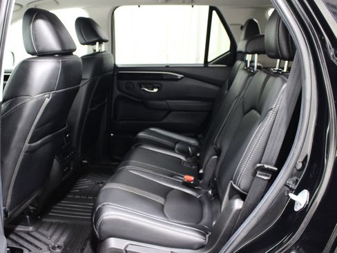 Used 2025 Honda Pilot EX-L image 21