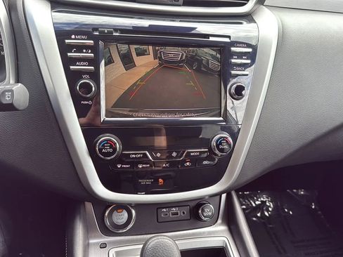 Used 2022 Nissan Murano S image 39