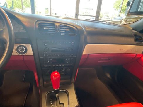 Used 2002 Ford Thunderbird RWD image 17