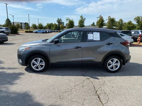 Used 2024 Nissan Kicks S FWD image 4
