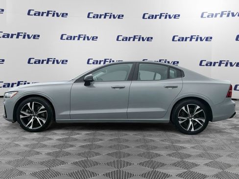 Used 2025 Volvo S60 B5 Core image 2