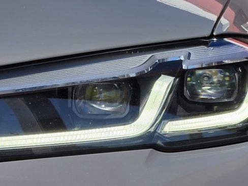 Used 2022 BMW 540i 540i w/ M Sport Package image 12