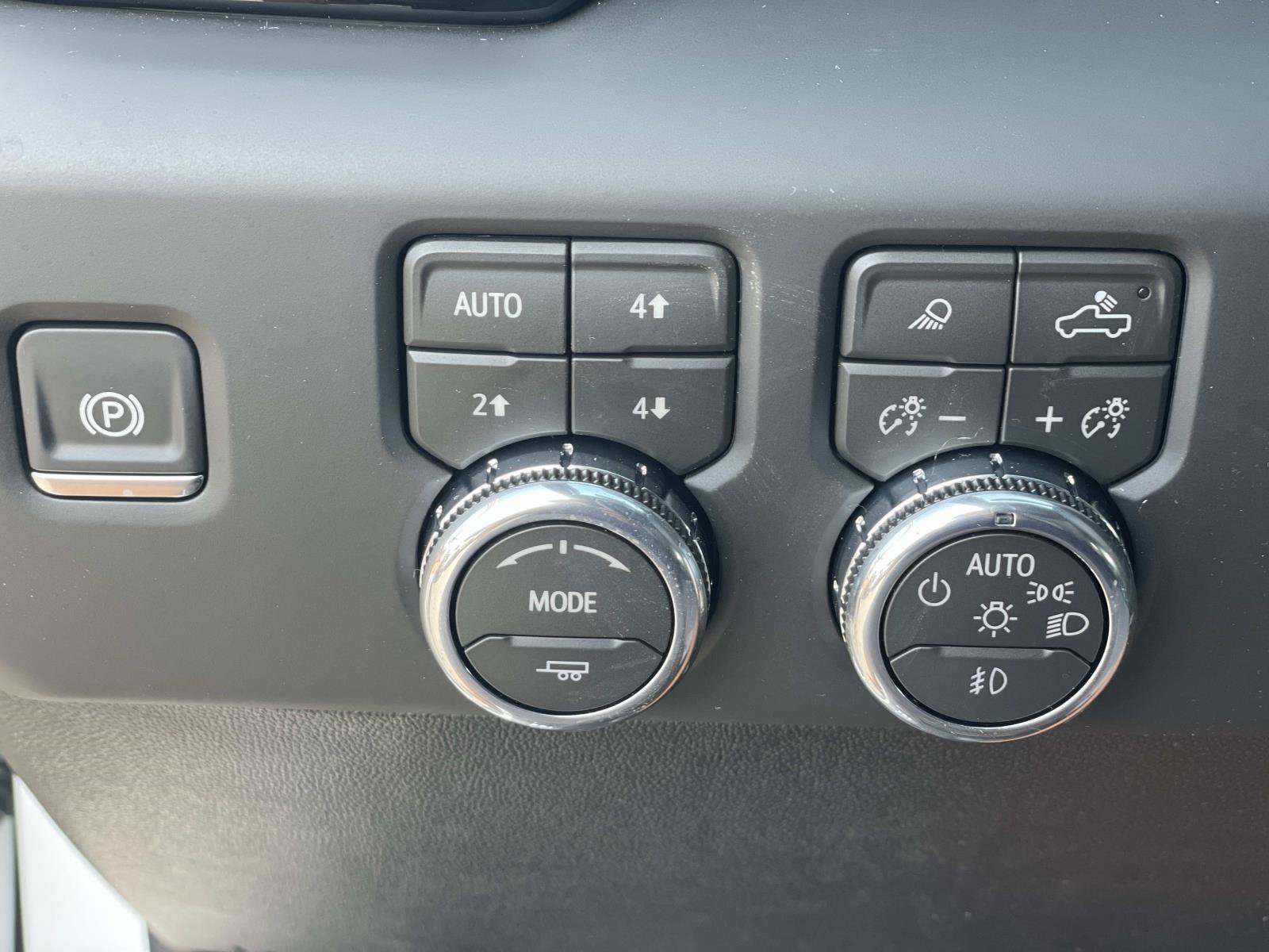New 2026 GMC Sierra 2500 Denali Ultimate AWD/4WD image 18