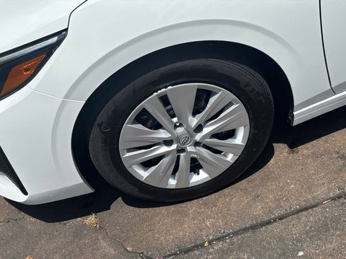 Used 2025 Nissan Sentra S FWD image 24