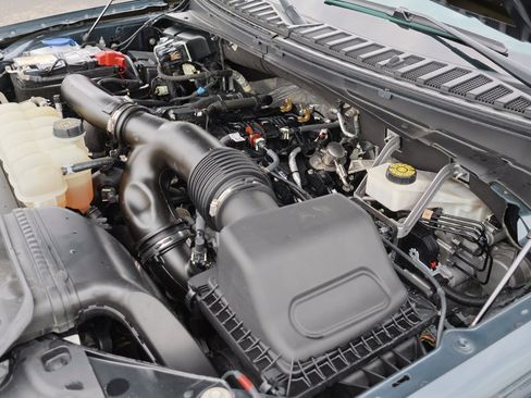 Certified 2023 Ford Expedition Platinum image 42