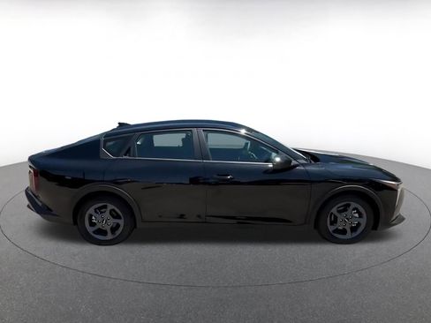 Used 2025 Kia K4 FWD image 15