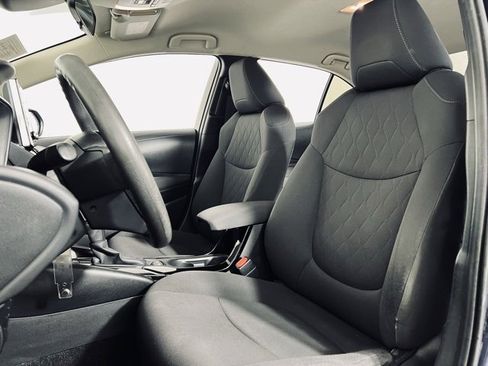 Used 2020 Toyota Corolla LE image 9