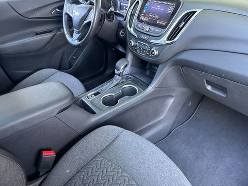 Used 2022 Chevrolet Equinox LT AWD/4WD image 19