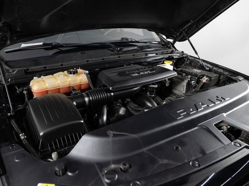 Used 2020 RAM 1500 Limited w/ Black Appearance Package image 44