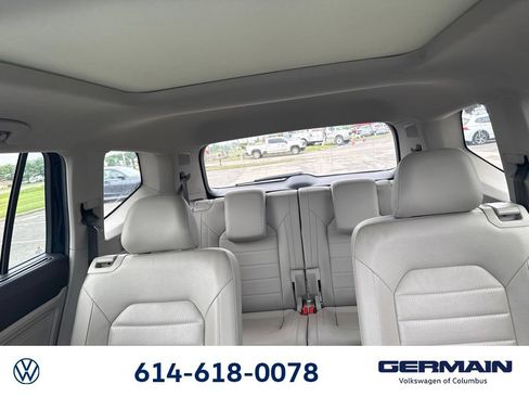 Used 2021 Volkswagen Atlas SEL Premium AWD/4WD image 28