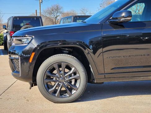 New 2026 Jeep Grand Cherokee L Limited AWD/4WD image 6