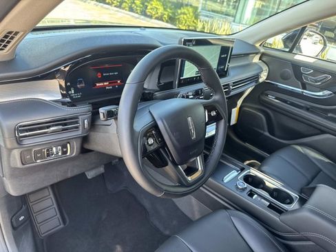 New 2026 Lincoln Corsair Premiere FWD image 14