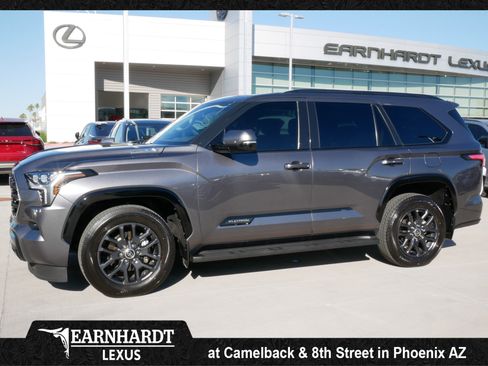 Used 2023 Toyota Sequoia 4WD image 1