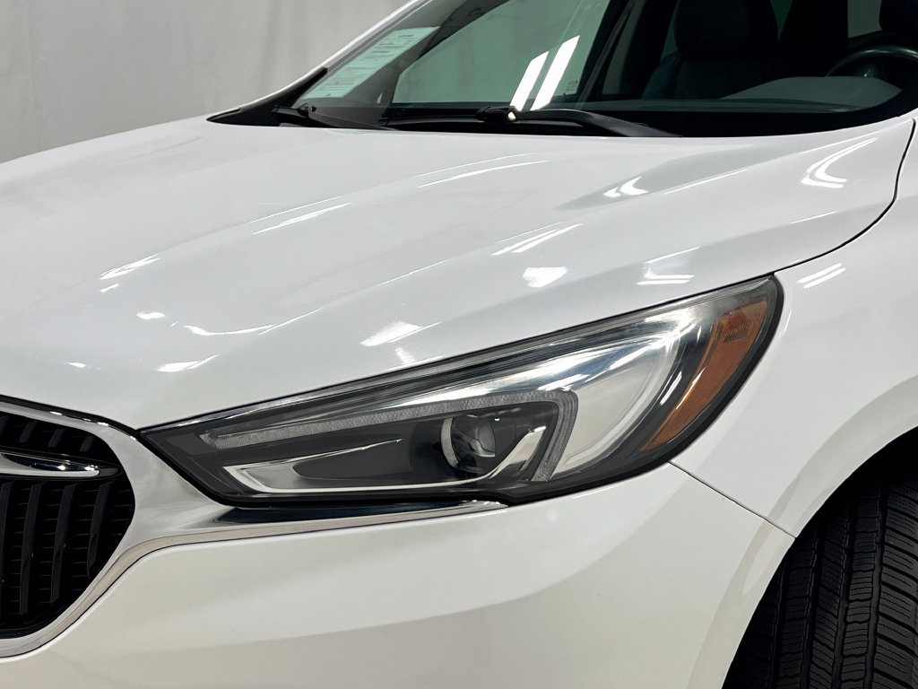 Used 2018 Buick Enclave Essence AWD/4WD image 38