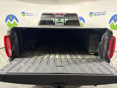 Used 2022 GMC Sierra 3500 Denali w/ Denali Ultimate Package image 11