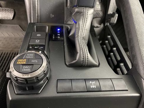 Used 2025 Toyota 4Runner TRD Off-Road AWD/4WD image 22