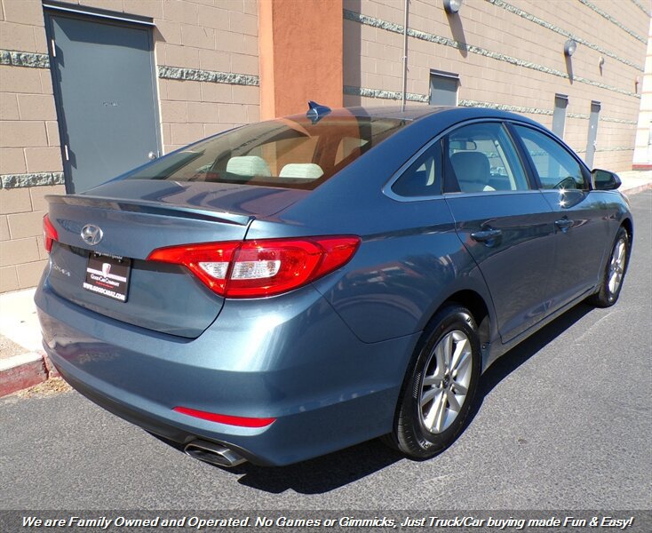 Used 2017 Hyundai Sonata SE FWD image 6