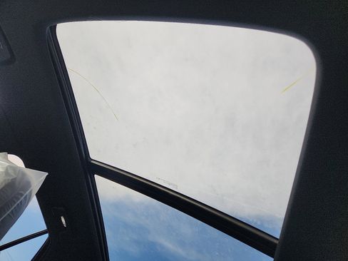 New 2026 Honda Prologue Touring image 10