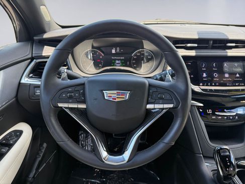 Certified 2024 Cadillac XT6 Sport AWD/4WD image 22