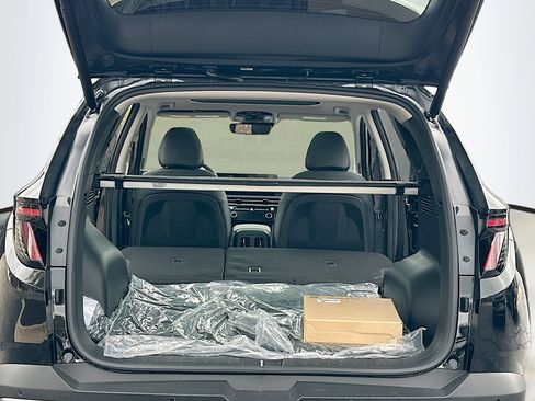 New 2026 Hyundai Tucson Limited image 7