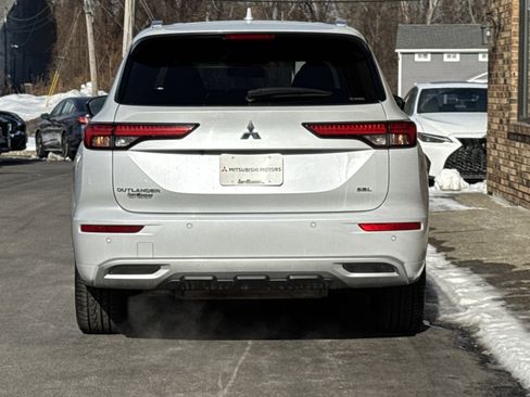 Used 2022 Mitsubishi Outlander SEL image 4