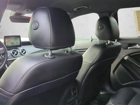 Used 2020 Mercedes-Benz GLA 250 image 16