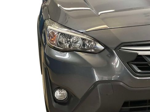 Used 2021 Subaru Crosstrek 2.0i Premium w/ Moonroof Package AWD/4WD image 9