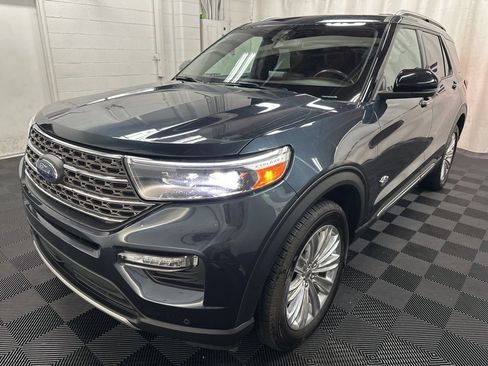 Used 2023 Ford Explorer King Ranch w/ Technology Package AWD/4WD image 4