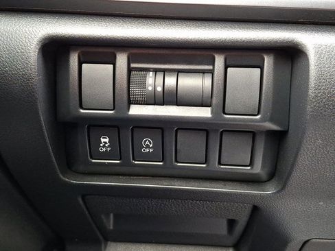 Used 2023 Subaru Crosstrek 2.0i Premium w/ Special Edition image 27