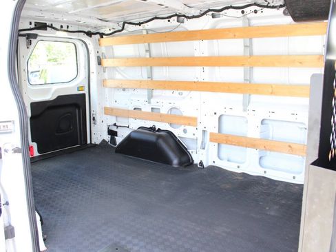Used 2017 Ford Transit 250 130 Low Roof w/ Exterior Upgrade Package RWD image 20