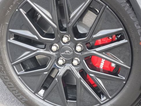 Used 2025 Ford Mustang Mach-E Premium w/ Sport Appearance Package AWD/4WD image 11