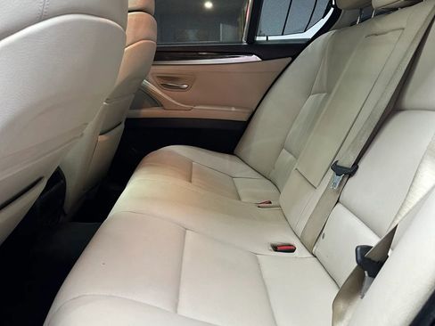 Used 2011 BMW 535i xDrive Sedan image 17