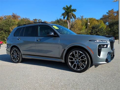 Used 2026 BMW X7 M60i image 2